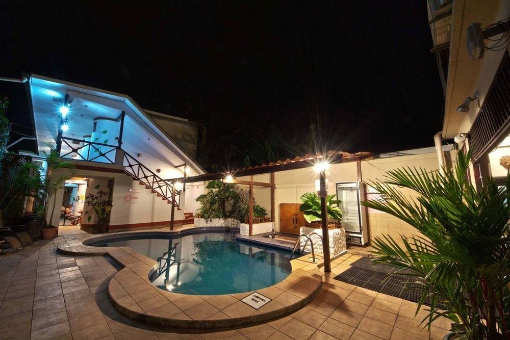 Hotel Poseidon Jacó Exterior foto